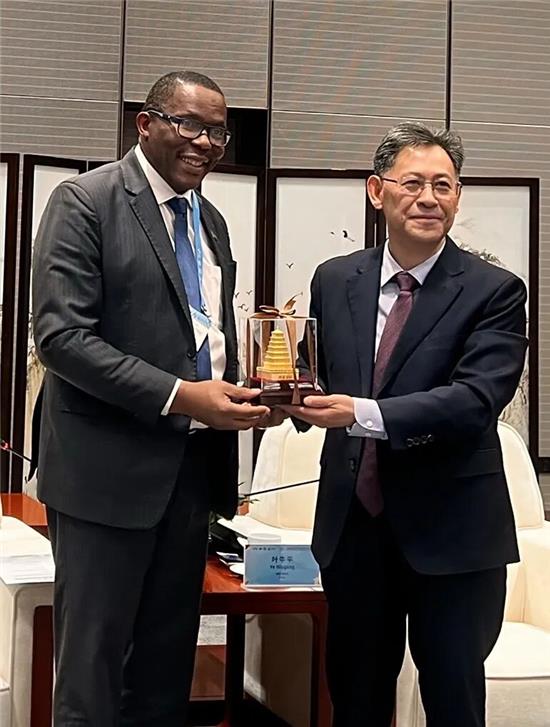 点击查看下一张图